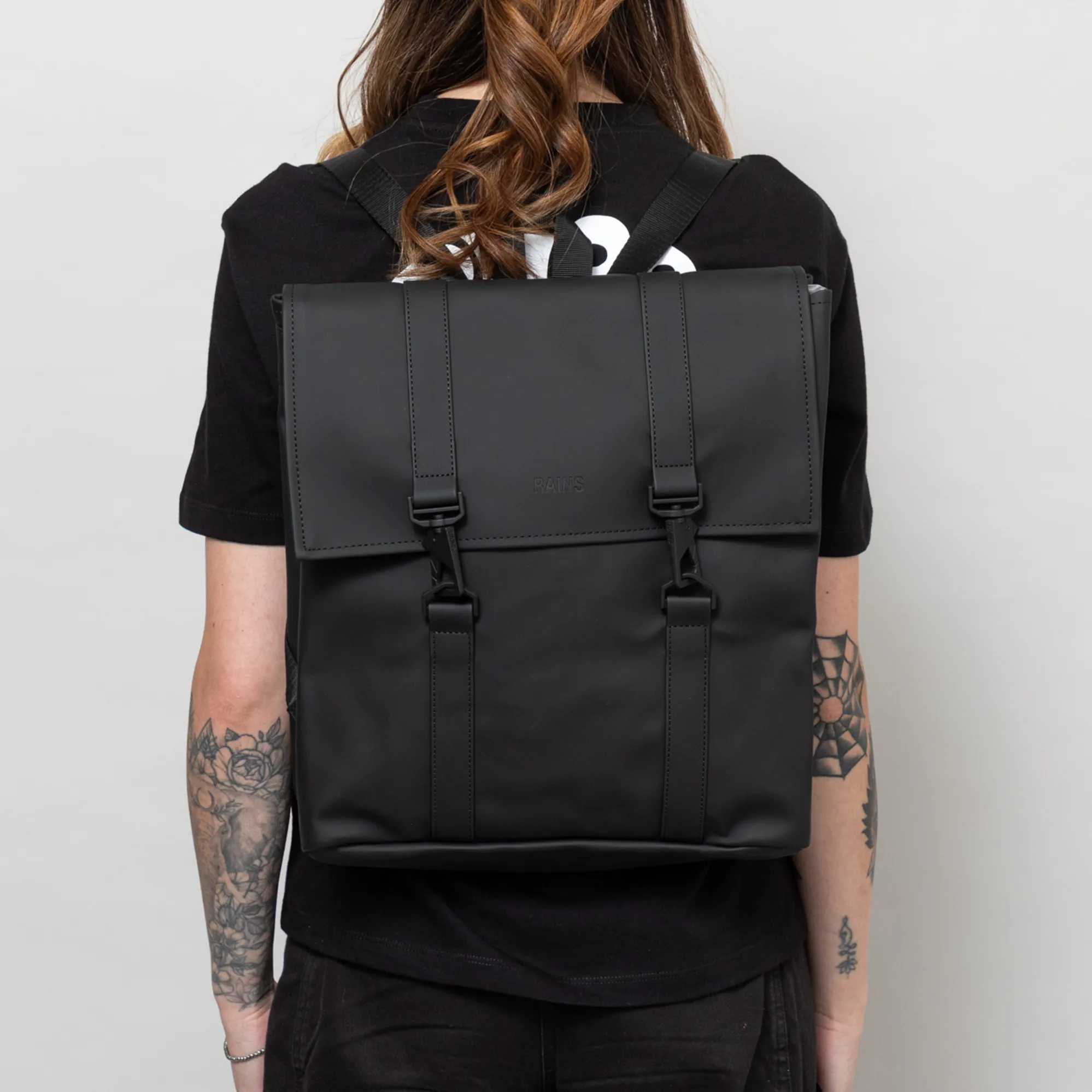 rains waterproof backpack in black This stylish rucksack from the RAINS Book Daypack series is a must Rains 13320 unisex waterproof roll