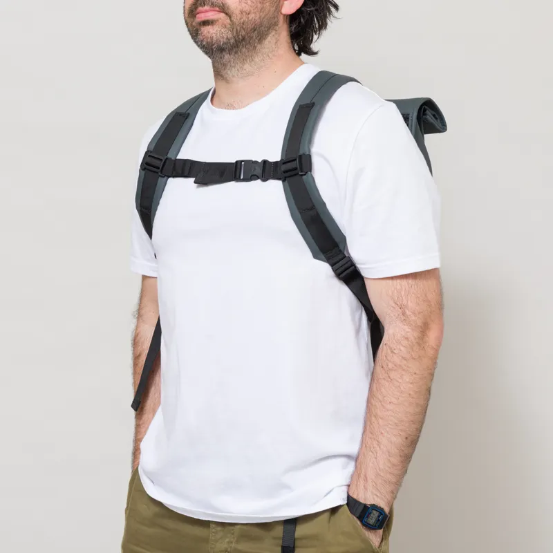Rains Rolltop Rucksack Dark Grey-3