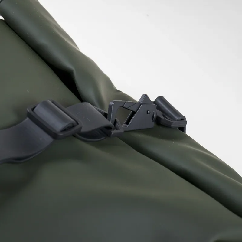 Rains Rolltop Rucksack Green -12