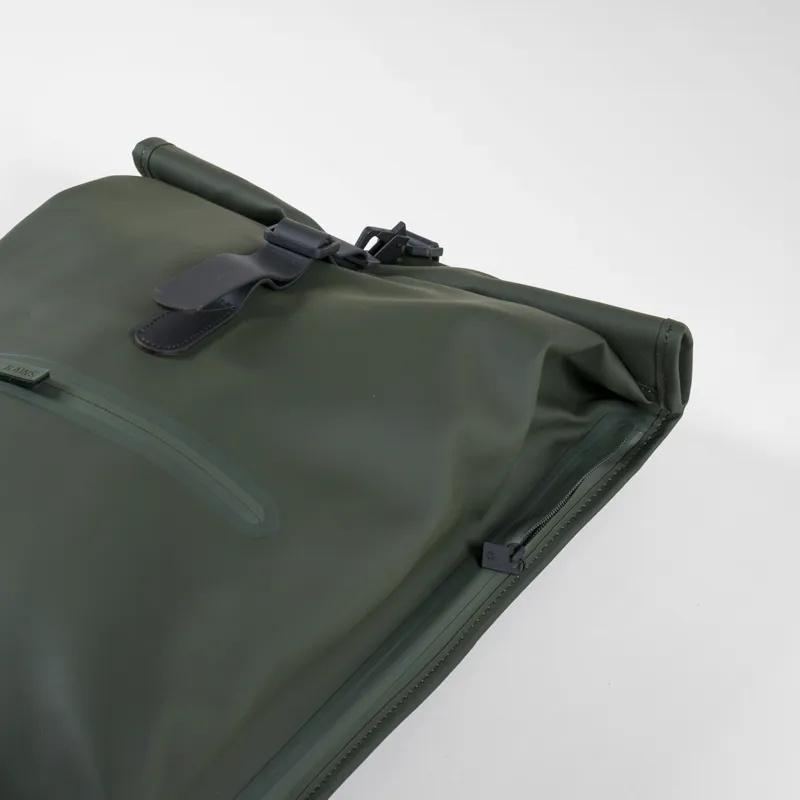 Rains Rolltop Rucksack Green -8