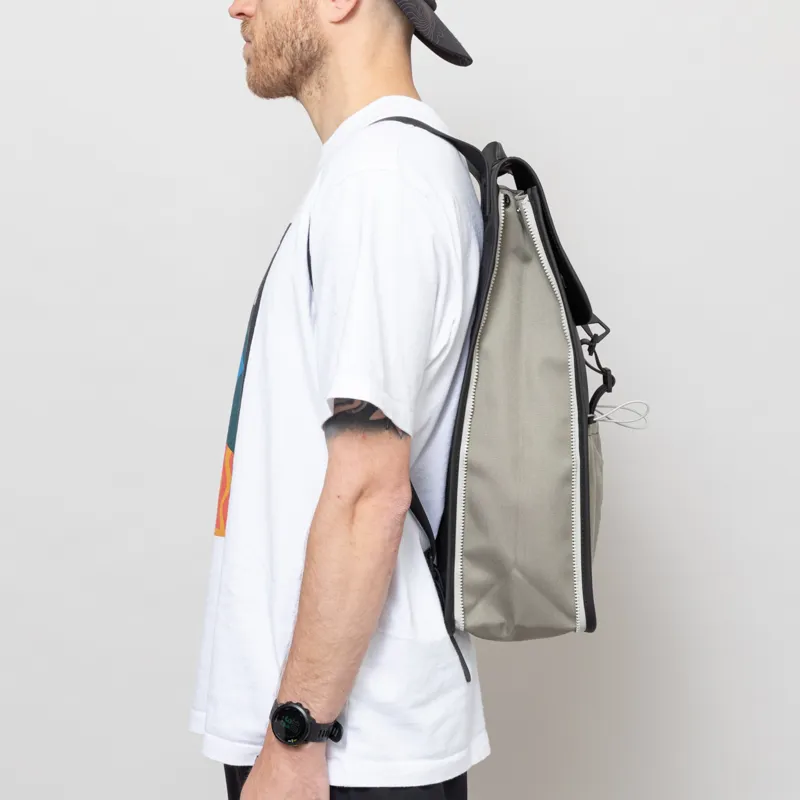 Rains Mix Backpack Black-1