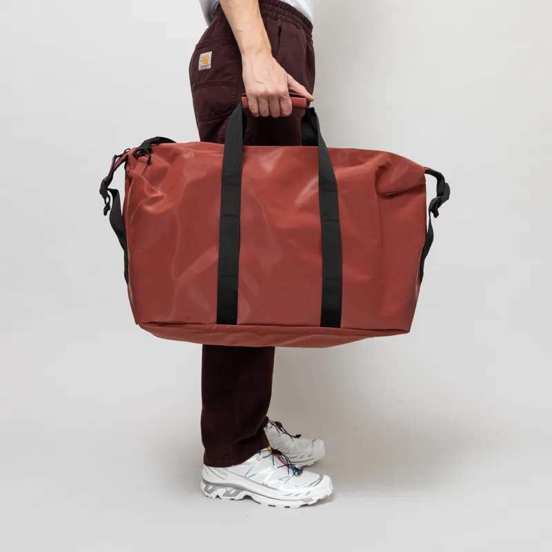 Rains Hilo Weekend Bag Honor