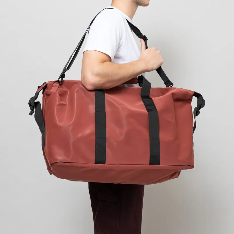 Rains Hilo Weekend Bag Honor-1