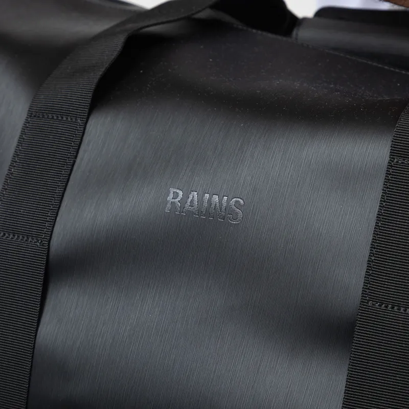 Rains Hilo Weekend Bag Black Grain-2