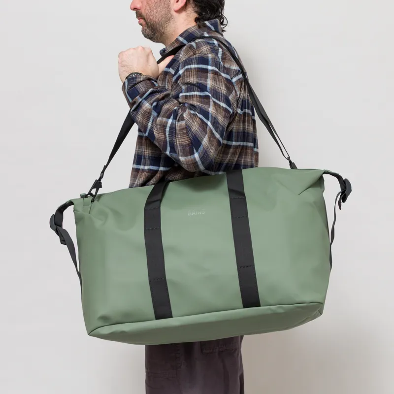 Rains Hilo Weekend Bag Well