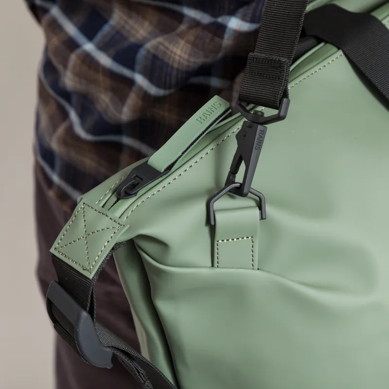 Rains Hilo Weekend Bag Well-5