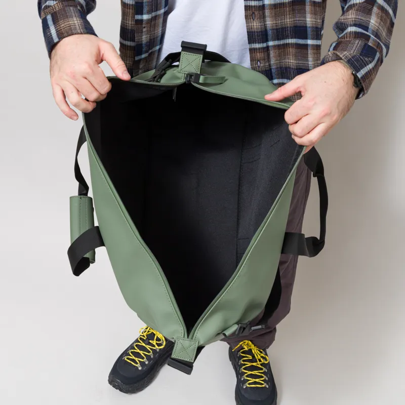 Rains Hilo Weekend Bag Well-4