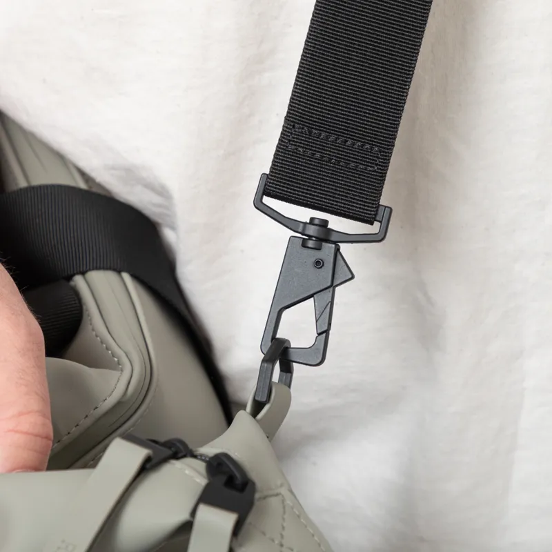 Rains Hilo Weekend Bag Large Drift-8