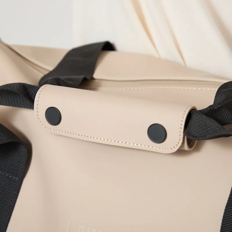 Rains Hilo Weekend Bag Large Beige-7