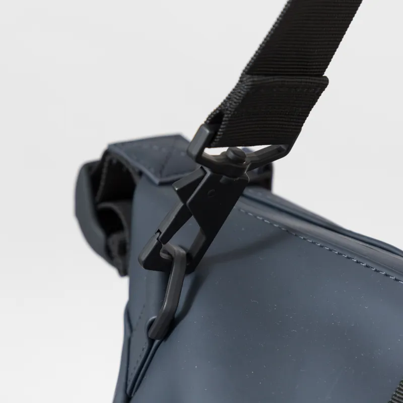 Rains Womens Hilo Weekend Bag Small Navy-7