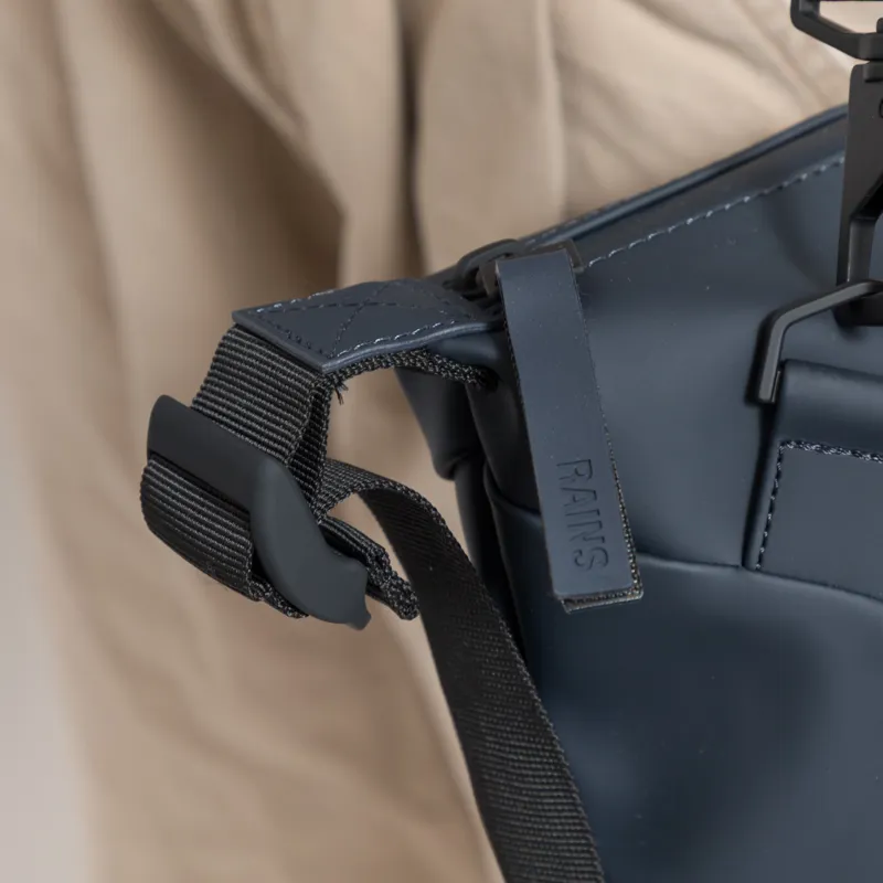 Rains Womens Hilo Weekend Bag Small Navy-6