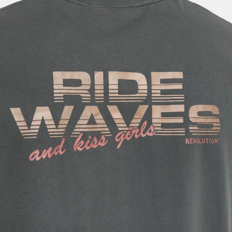 Revolution Ride Waves Printed T Shirt Black-3