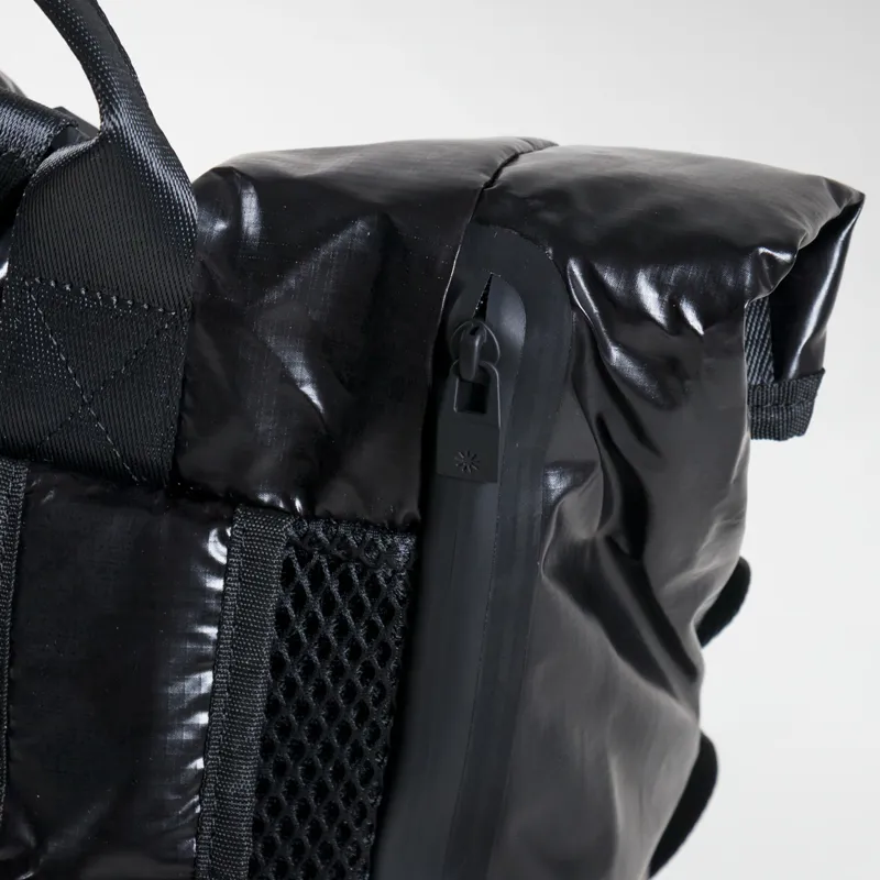 Rains Sibu Rolltop Rucksack Mini Black-6