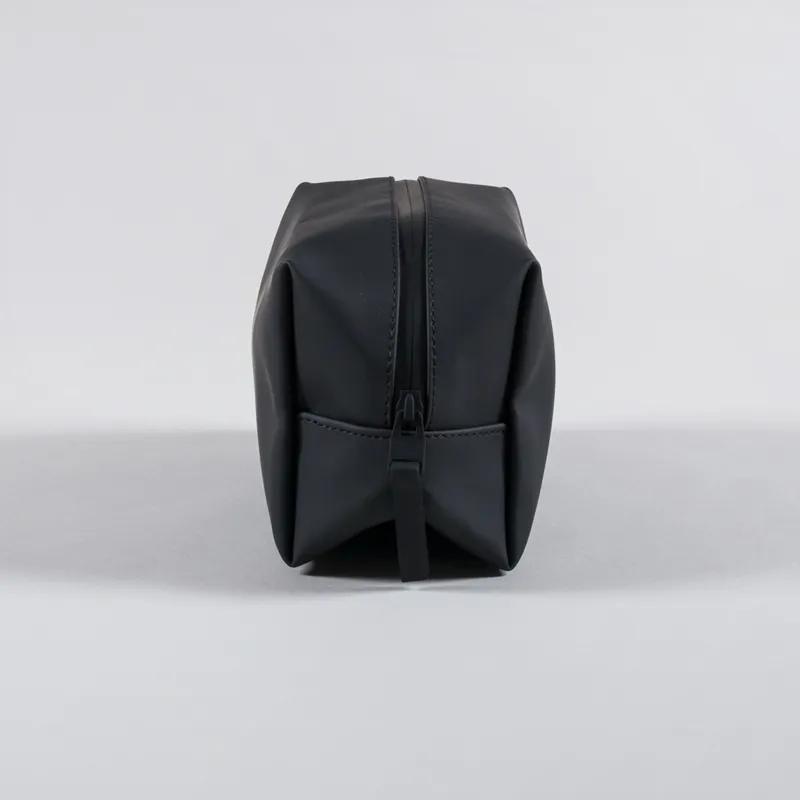 Rains Womens Wash Bag Small Black-5