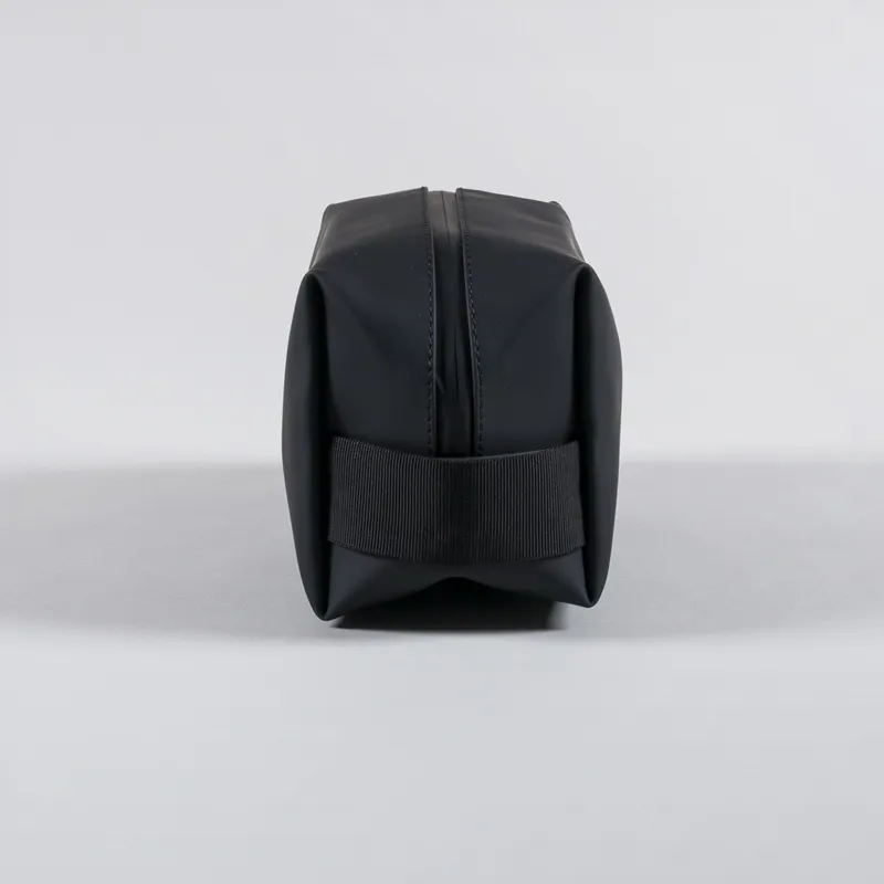 Rains Womens Wash Bag Small Black-7