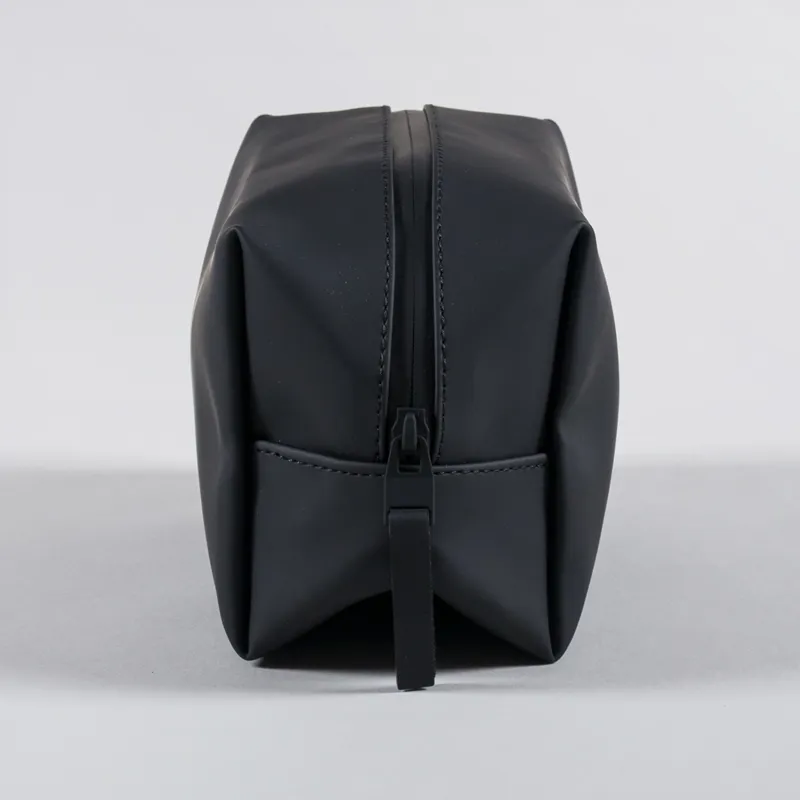 Rains Womens Wash Bag Small Black-4