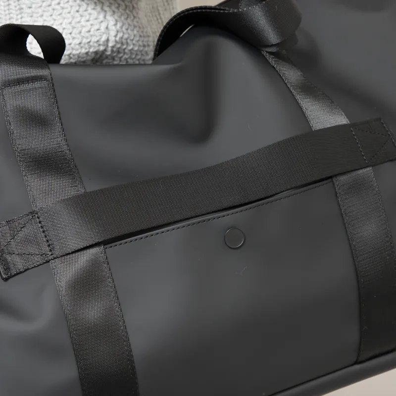 Rains OTG Weekend Bag Black-4