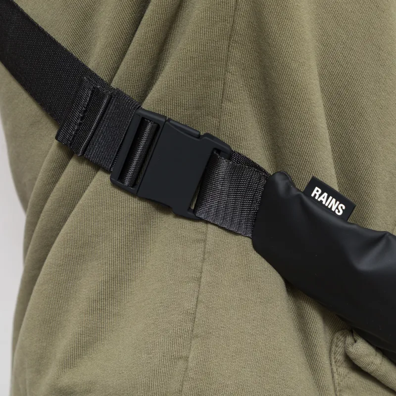 Rains Dash Bum Bag Black-6