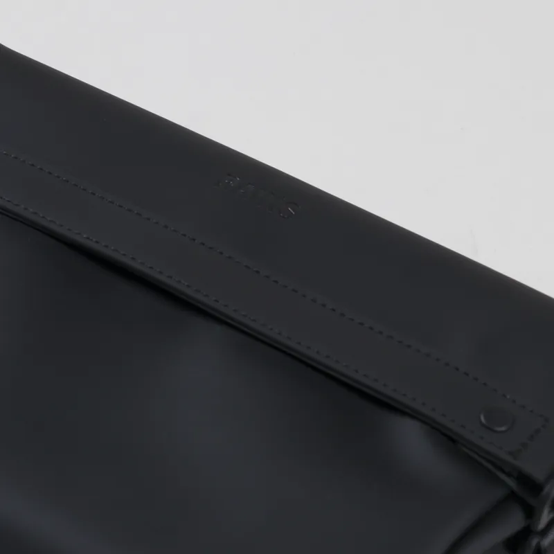 Rains OTG Wash Bag Black-8