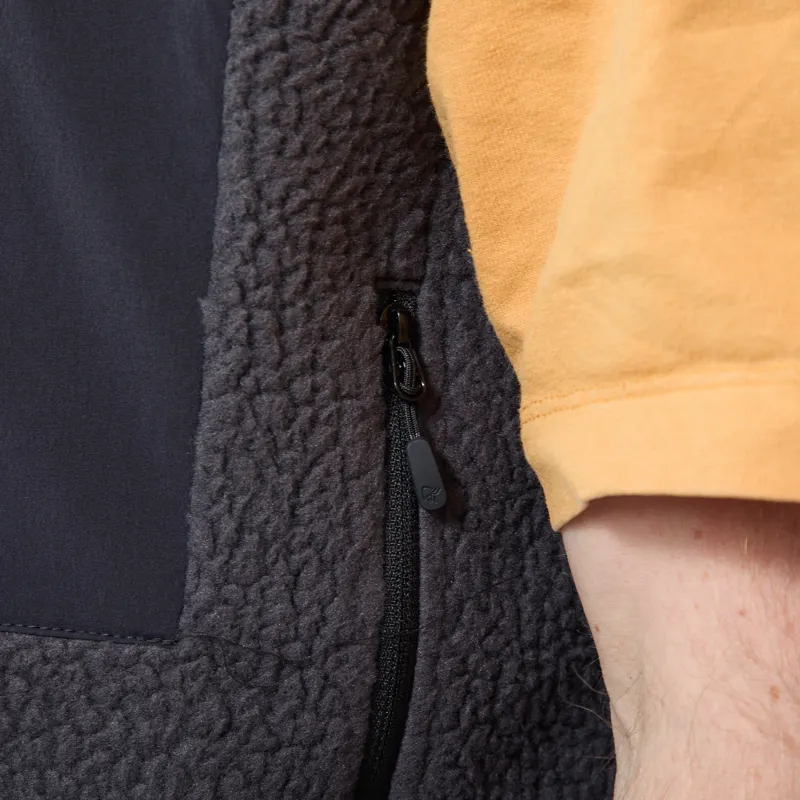 Norrona Trollveggen Warm3 Vest Phantom-9
