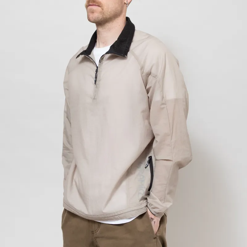 Gramicci Ultra Light Packable Jacket Concrete-1