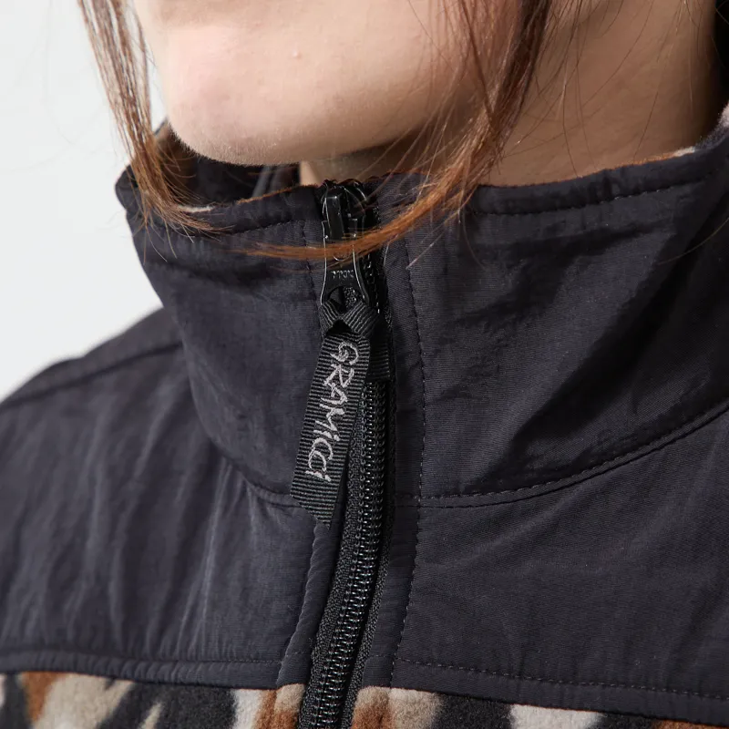 Gramicci Womens Thermal Fleece Vest Bark Camo-4