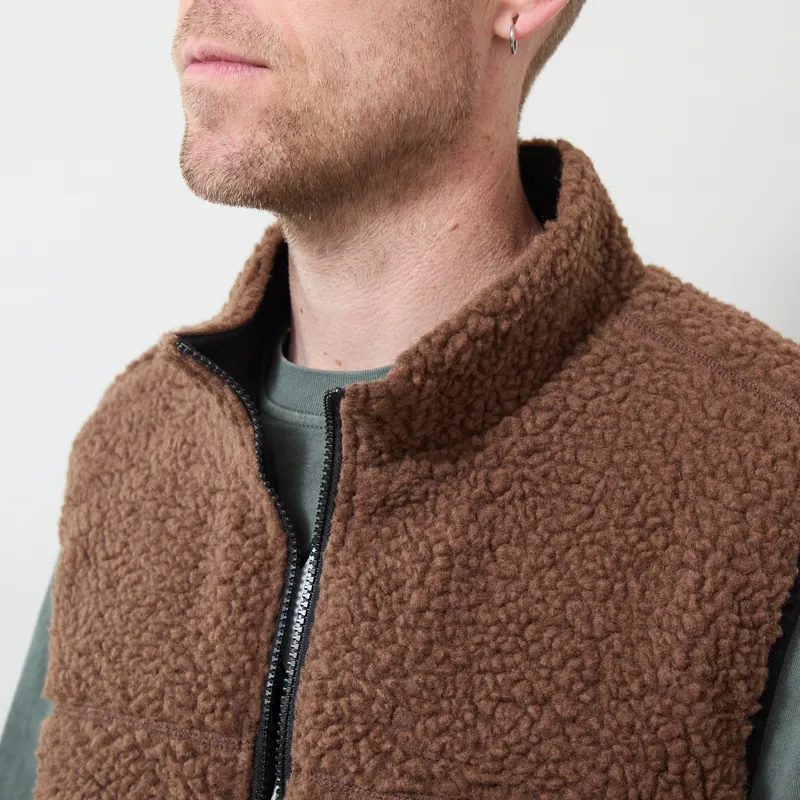 Gramicci Reversible Sherpa Vest Dark Brown Black-6