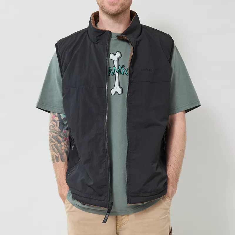 Gramicci Reversible Sherpa Vest Dark Brown Black-1