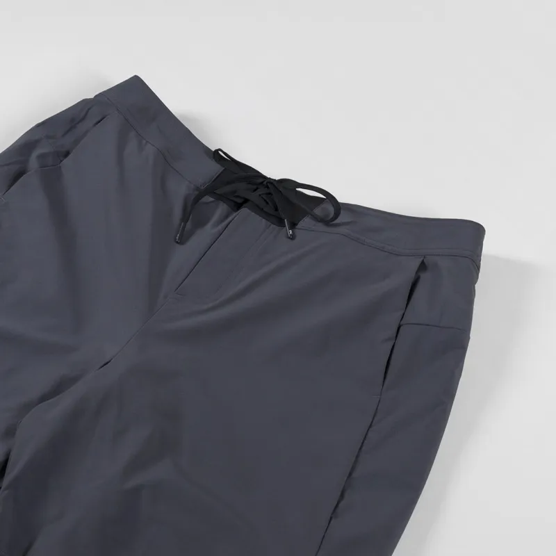 On Running Performance Hybrid Short Shadow-2