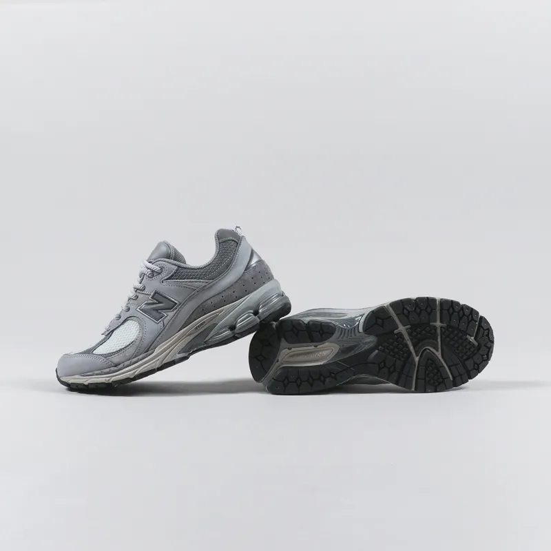New Balance 2002R Shoes Grey Dark Silver Summer Fog-2