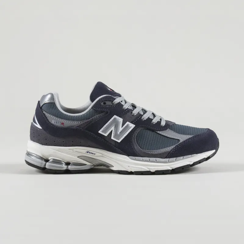New Balance 2002R Shoes Eclipse Raincloud Graphite-4