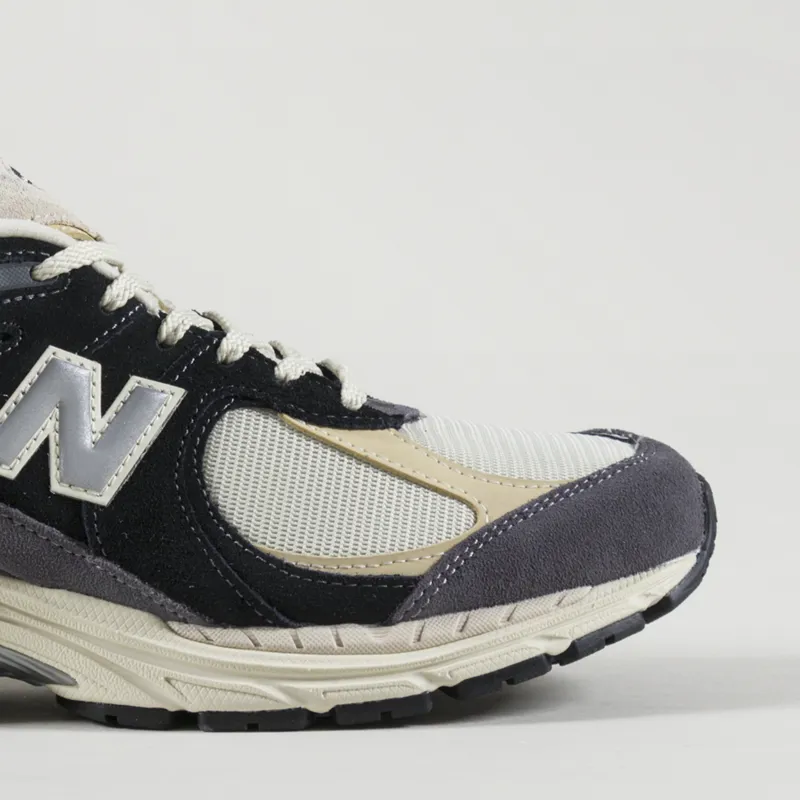 New Balance 2002R Shoes Magnet Timberwolf Sandstone-6