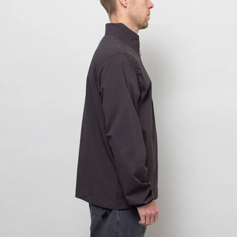 Patagonia Outdoor Everyday Marsupial Pullover Ink Black-4