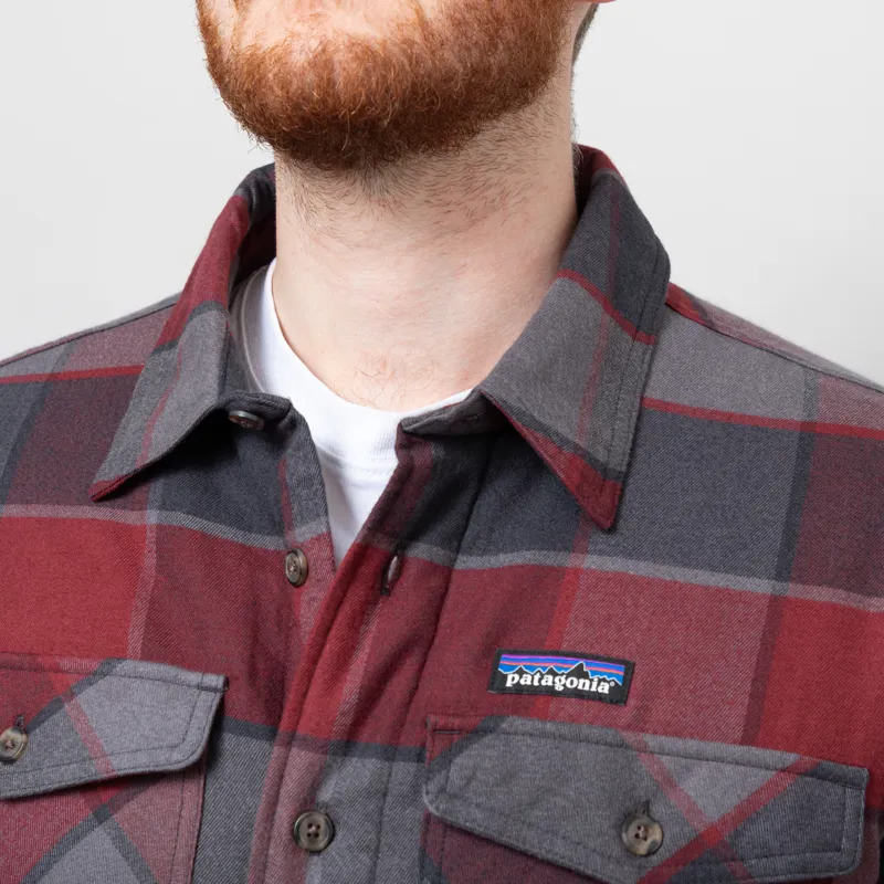 Patagonia Lightweight Insulated Fjord Flannel Shirt William Ink Black-6
