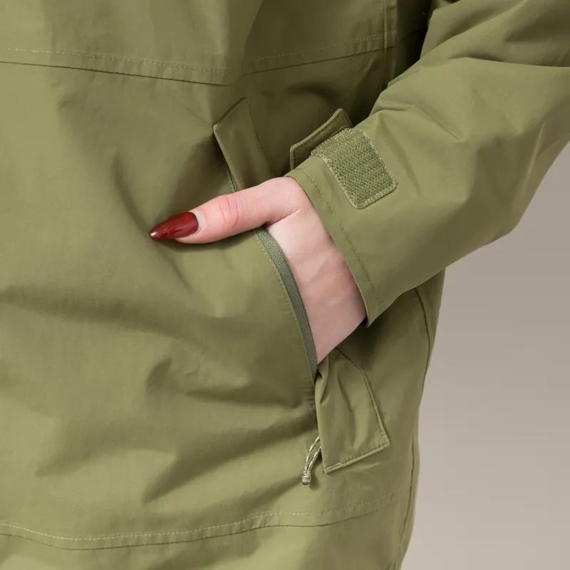 Patagonia Womens Outdoor Everyday Rain Jacket Caper Green-9