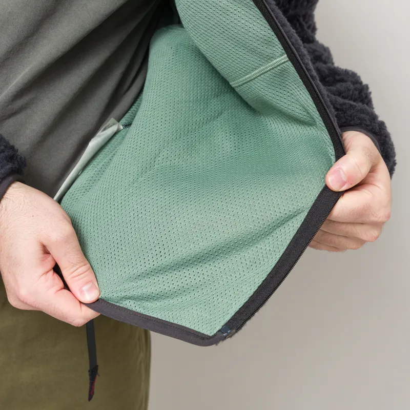 Patagonia Natural Blend Retro Cardigan Ink Black-9