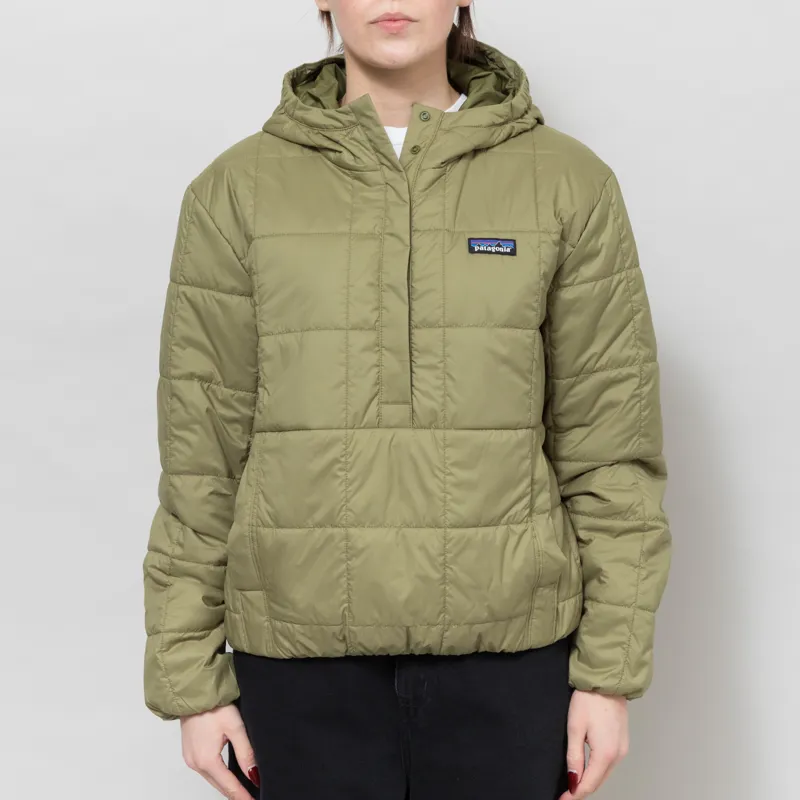 Patagonia Womens Light Gust Hooded Pullover Caper Green-1