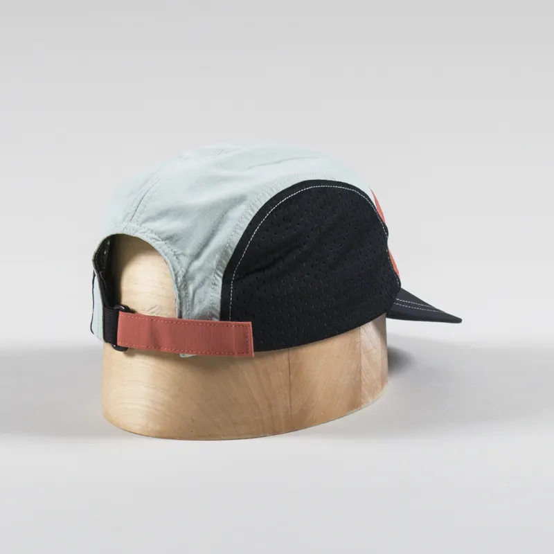 Columbia Wingmark Cap Mars Black Cool Green-1