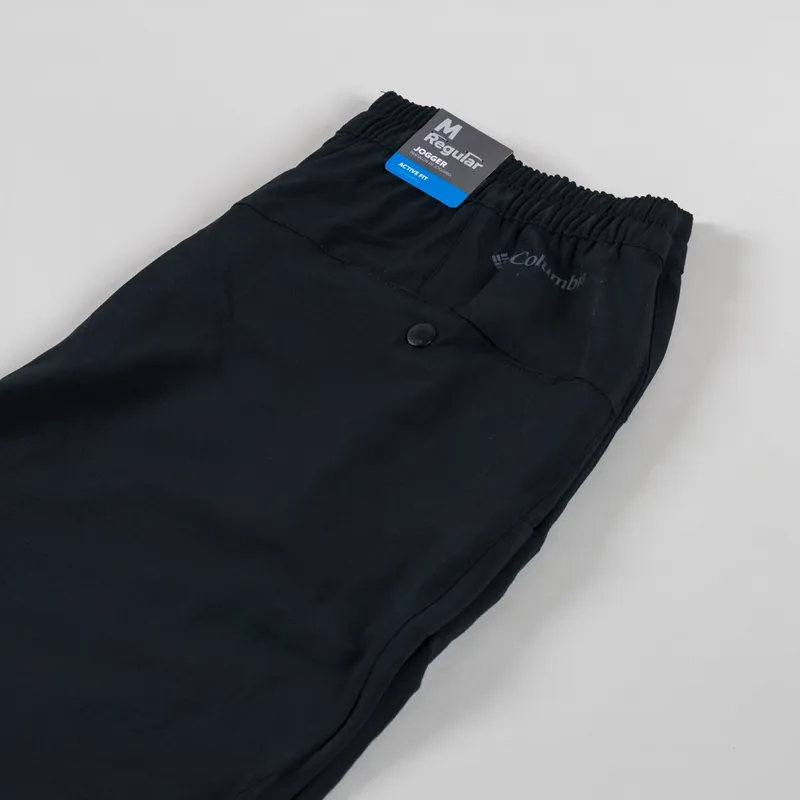 Columbia Hike II Joggers Black-3