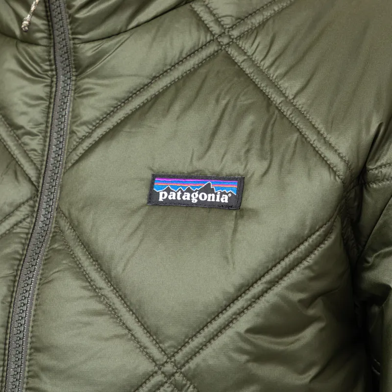 Patagonia Womens Pine Bank Insulated Parka Pine Needle Green-6