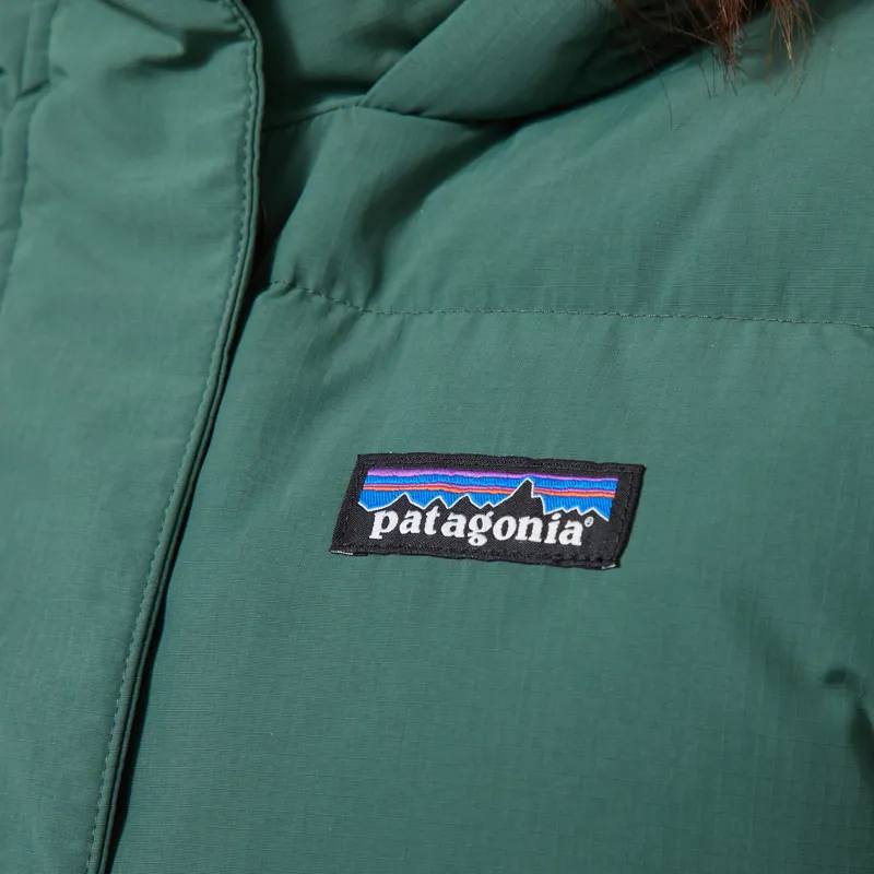 Patagonia Womens Sisar Down Parka Canopy Green-6