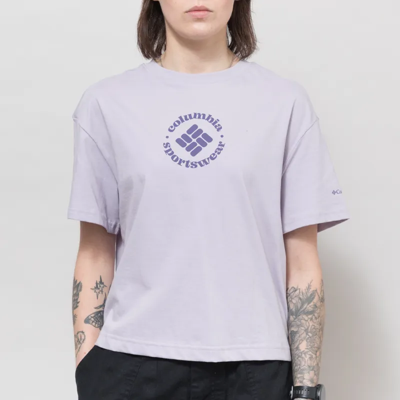 Columbia Womens Rolling Bend Graphic Cropped T Shirt Lavender Pearl Gem Focused