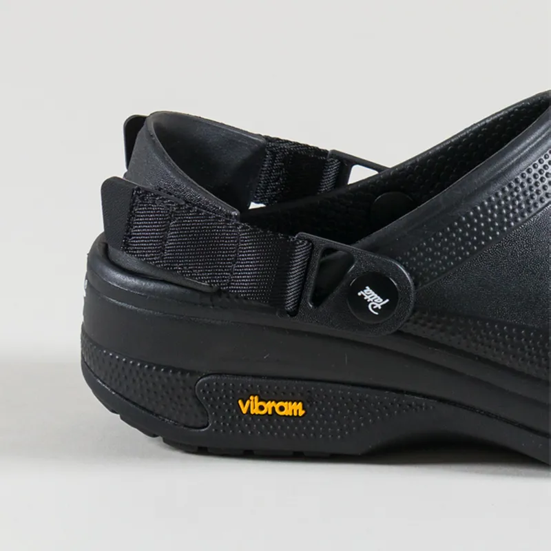 Patta x Crocs Classic EXP Clogs Black-4