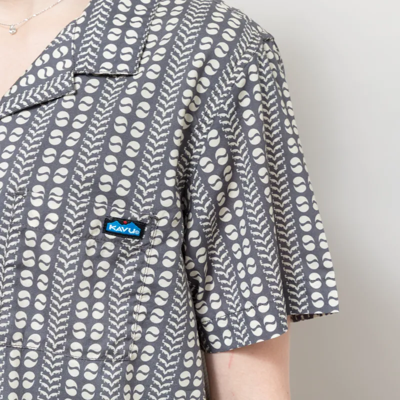 Kavu Womens Cedar Springs Shirt Vintage Motif-4