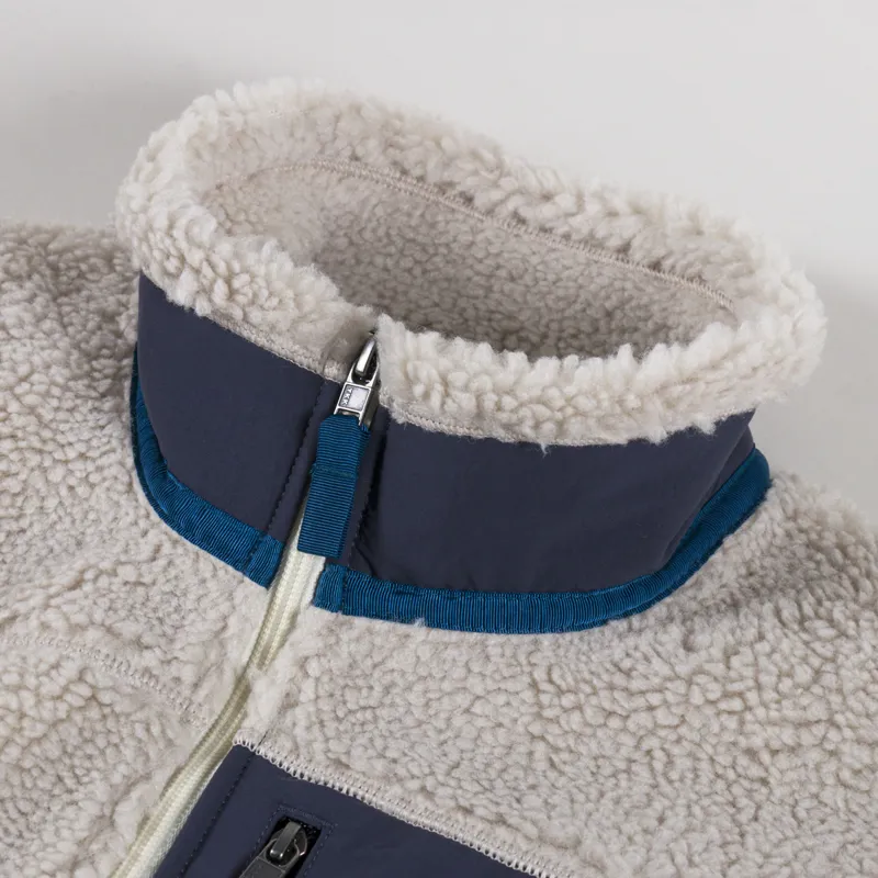 Patagonia Classic Retro-X Fleece Vest Natural Smolder Blue-4