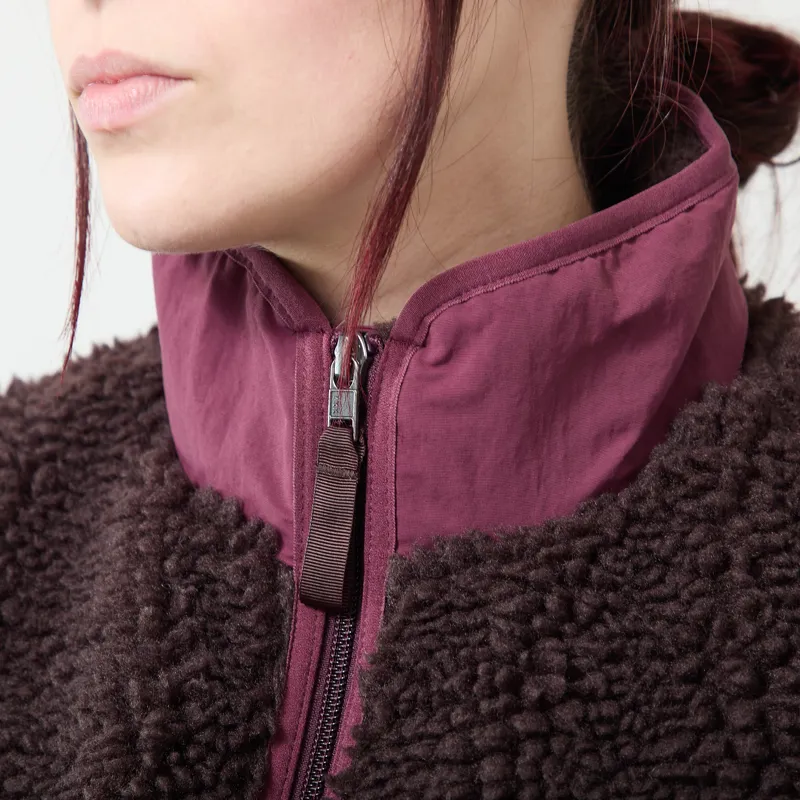 Patagonia Womens Classic Retro-X Fleece Vest Den Brown-4