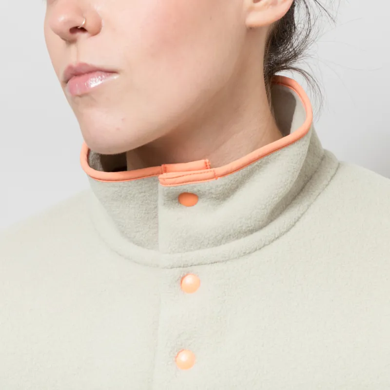 Patagonia Womens Lightweight Synchilla Snap-T Fleece Pullover Light Violet-5