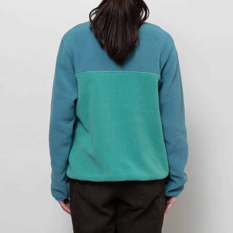 Patagonia Womens Lightweight Synchilla Snap-T Fleece Pullover Heartleaf Green-3