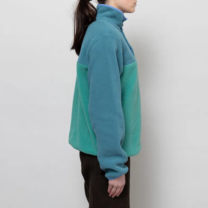 Patagonia Womens Lightweight Synchilla Snap-T Fleece Pullover Heartleaf Green-4