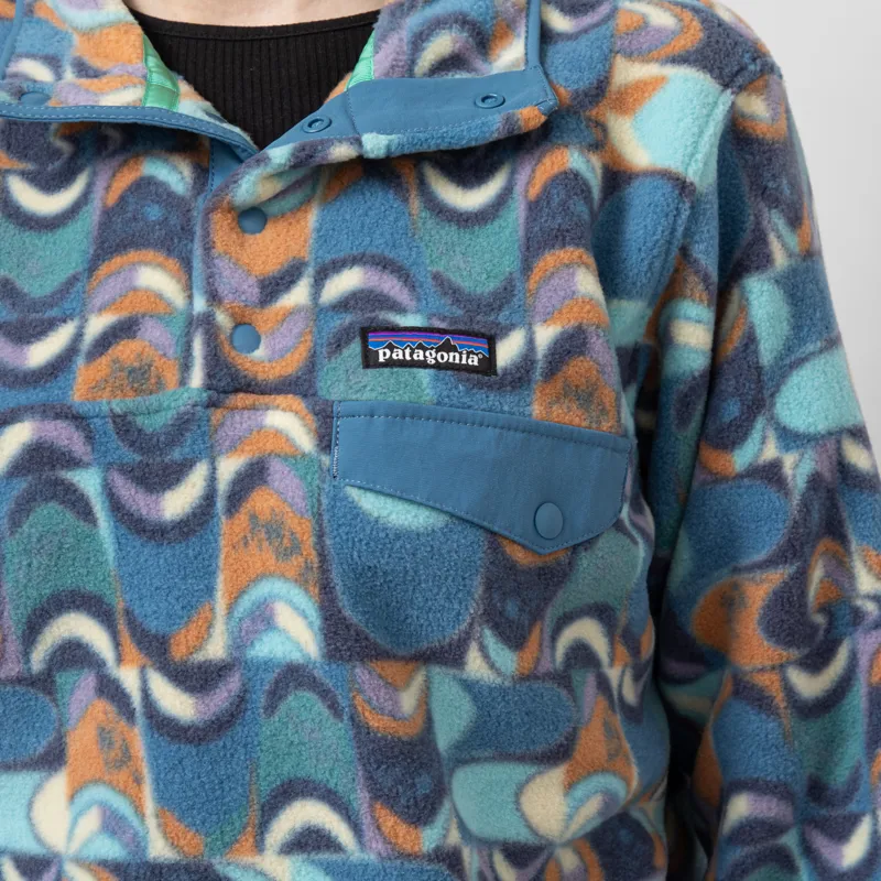 Patagonia Womens Lightweight Synchilla Snap-T Fleece Pullover Swallowtail Geo Still Blue-5